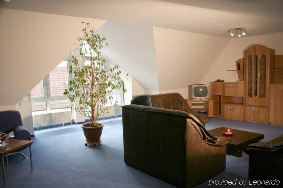 Hotel Domino Штутгарт Экстерьер фото